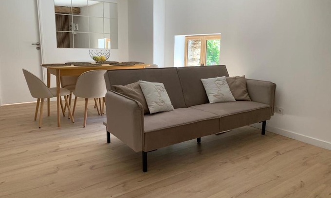 Dormans Apartment | Le chardonnay, 30 min de Reims