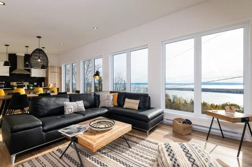 Saint-Joseph-de-la-Rive Ski Chalet | Le Charmant- Magnifique vue sur le fleuve et spa