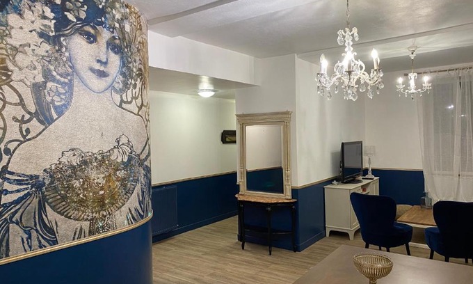 Perigueux House | Le Clos Saint Martin