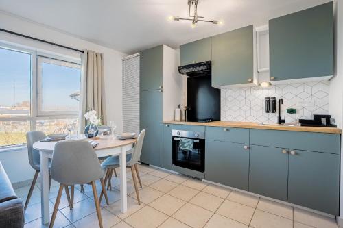 Woippy Apartment | Le Cookie - 4 pers' - 2 lits - Gare 50m - Parking