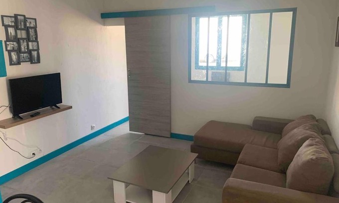 Champvert Apartment | LE DEPOT appartement du port à Champvert