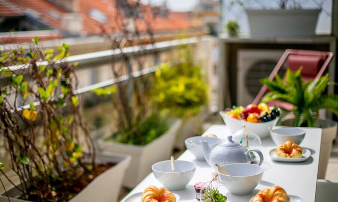 Jean-Medecin Apartment | LE FRANCIA II AP4197 By RIVIERA HOLIDAY HOMES