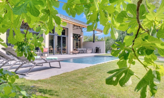 Le Bourget-du-Lac House | Le Garage à François
