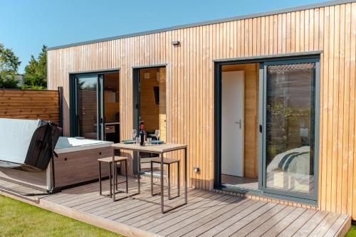 Bressols Ski Chalet | Le Laponya - Chalets climatisés avec SPA & Borne de recharge