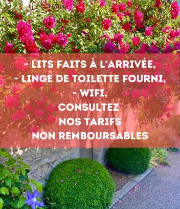 Chedigny House | Le Lavoir aux Roses by Gîtes Sud Touraine