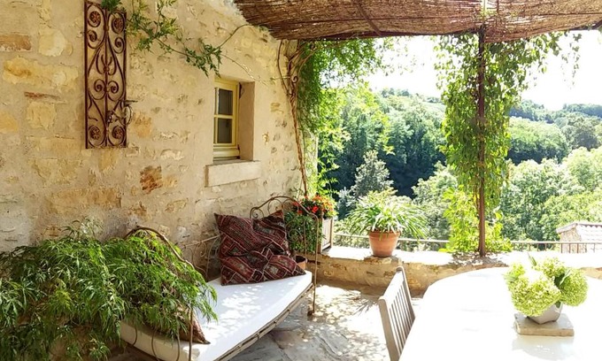 Vic-le-Comte House | Le Logis d'Hortense