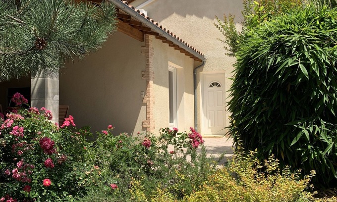 Villefranche-de-Rouergue House | Le mas du petit prince a haven of peace in lush greenery