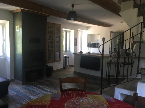 Saint-Jean-du-Pin House | Le Mas Sylva