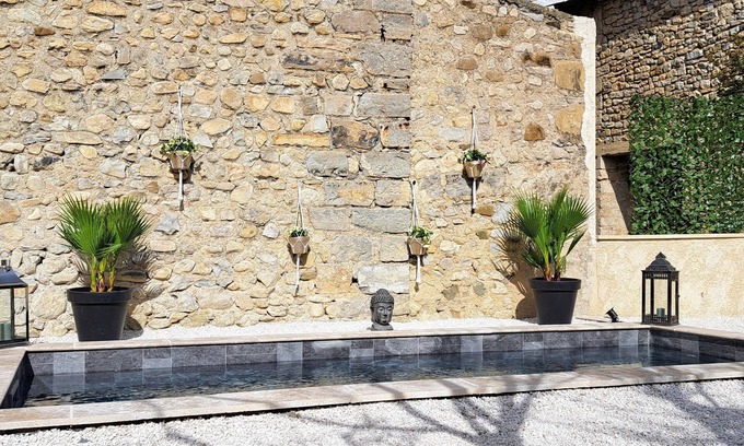 Sainte-Jalle House | Le mazet Sainte-Jalle en Provence, heated swimming pool, enclosed garden, barbecue