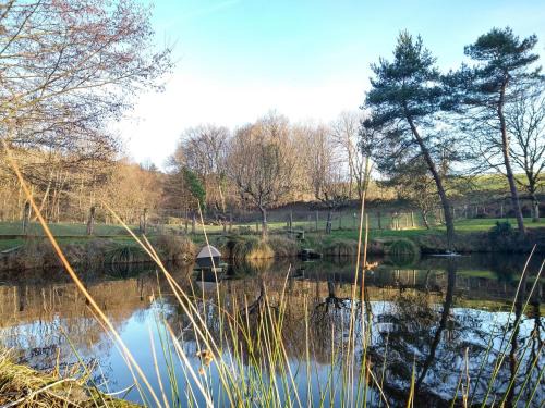 Bourganeuf House | Le Petit Lac