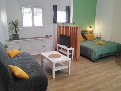 La Roche-Chalais Apartment | Le Petit Rochelais
