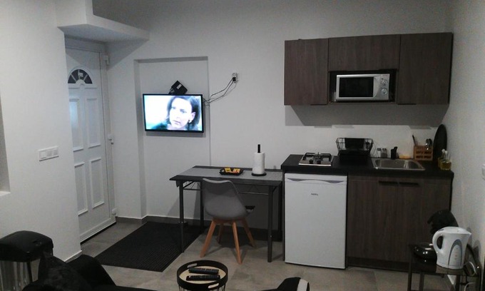 Oyonnax Apartment | Le Studio Élégance du centre