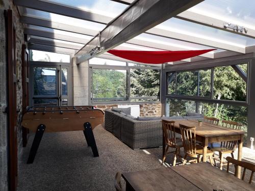 Chataigneraie Cantalienne Bed & Breakfast | Le Tromp' L'Œil