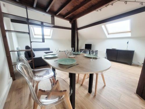 Saint-Pierre - Rene II - Bonsecours Apartment | Le Vivaldi Prox Centre Ville et Place Stan
