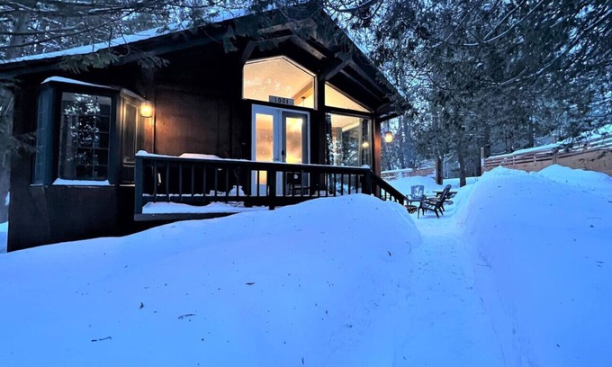 Sainte-Lucie-des-Laurentides Ski Chalet | Le1601 - Le Petit Renard - Chalet spa et plage