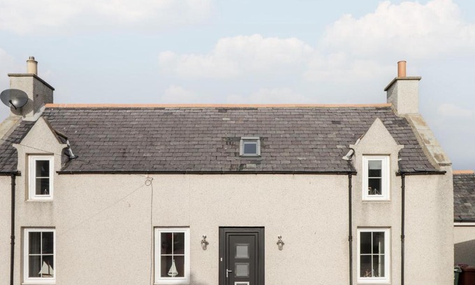 Buckie House | Learig