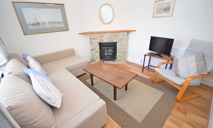 Midhurst House | Leaview, Midhurst - a family house that sleeps 5 guests in 3 bedrooms
