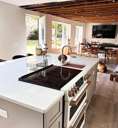 Lee House | Lee Manor