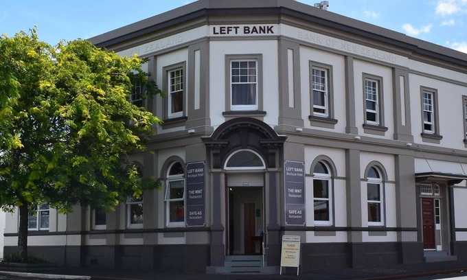 Kaikohe Cabin | Left Bank