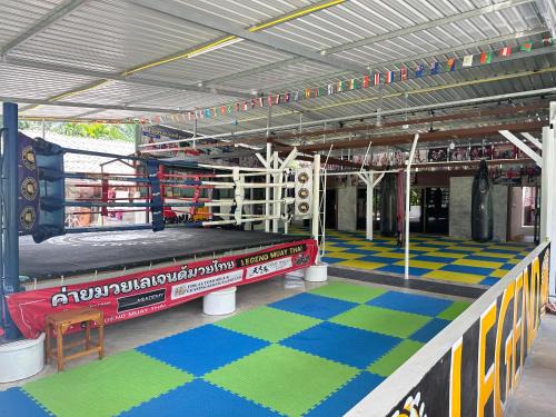 Nong Chaeng House | Legend muay thai gym