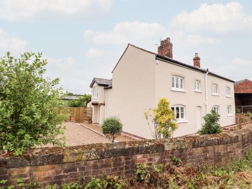 Knutsford House | Legh Oaks Farm