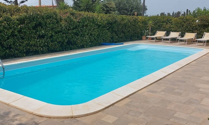 Terrasini Villa | Lemon’s villa at the little paternella cove