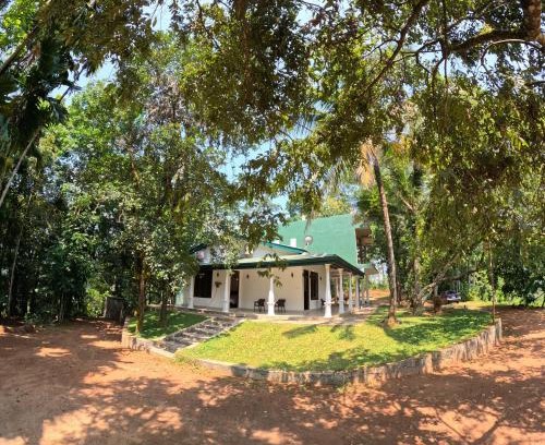 Kithulgala Resort | Leon Hilltop Resort