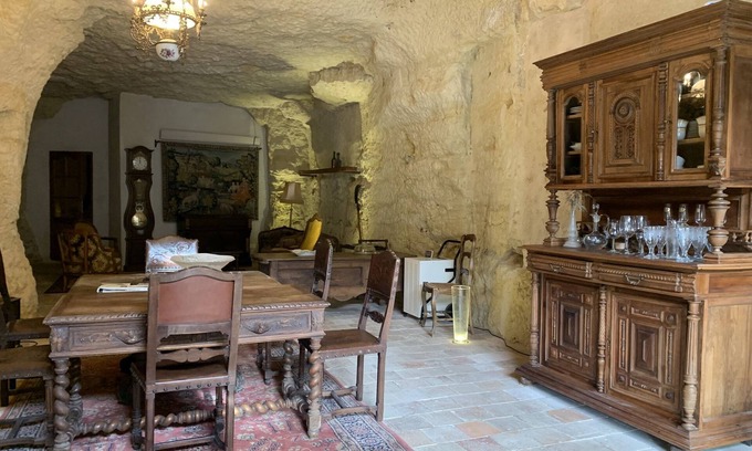 Lussault-sur-Loire House | Leonardo at our 'Clos Lussault' near Amboise in the Loire Valley