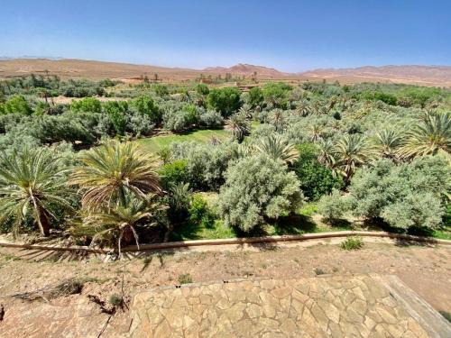 Tinghir House | Les chandelles