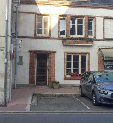 Sully-sur-Loire House | Les Géraniums Sullylois