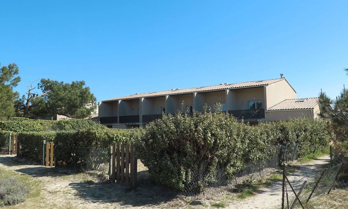 Carcans Plage Apartment | Les Hameaux de l'Océan 46T by Interhome