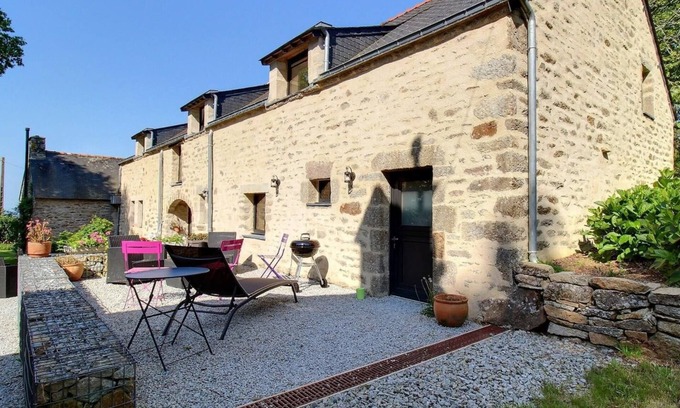 Sulniac House | Les Hortensias - SULNIAC