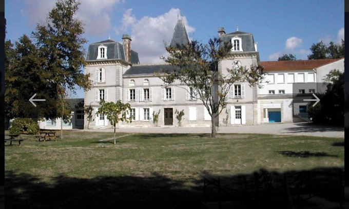 La Vergne House | LES LOGIS DU CHATEAU MARIE VICTORIA on the way to ST-JACQUES-DE-COMPOSTELLE