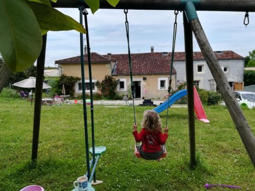 Tonnay-Boutonne Bed & Breakfast | Les Marmottes Charentaises