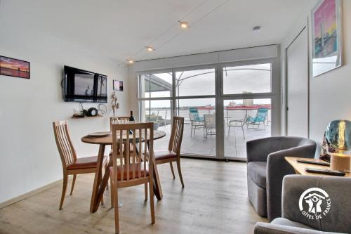 Locmiquelic House | Les minahouets