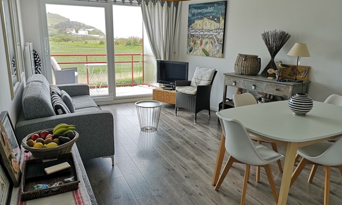Criel-sur-Mer Apartment | Les Plus Hautes Falaises d' Europe