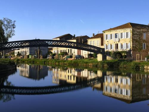 Salleles-d'Aude Bed & Breakfast | Les Volets Bleus