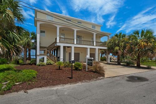 Villa Primera House | Lets Do Sunset by Gulf Coast Getaways