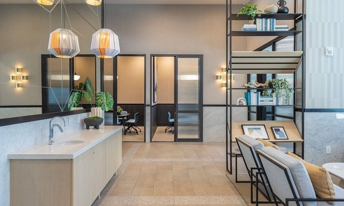 Downtown Long Beach Apartment | Level- Extended Stay Getaway. One Bedroom Suite