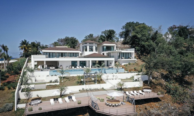 El Limon Villa | LIFESTYLE BEACH HOUSE