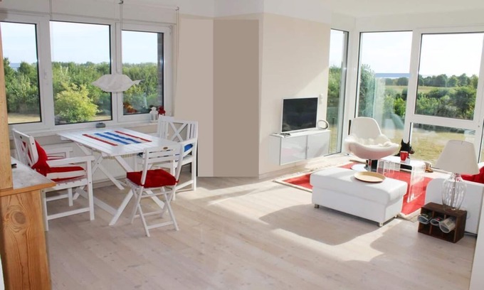 Hohen Wieschendorf Apartment | Light-flooded apartment with private sauna! Beach walking distance, with dog!