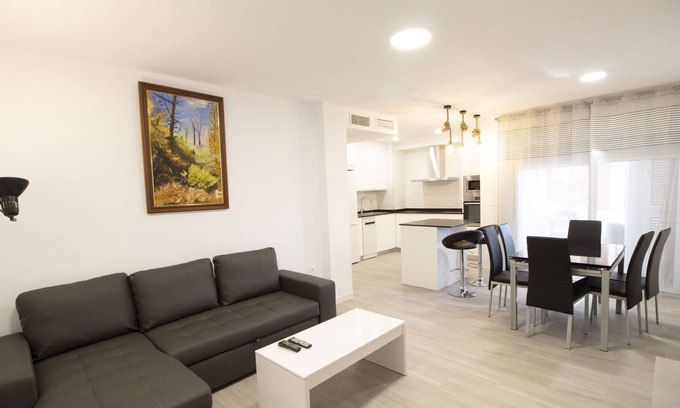Plaza de Toros-Doctores-San Lazaro Apartment | Lightbooking Plaza de Toros Granada