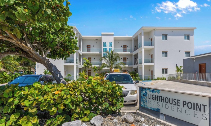 Northwest Point Condo | Lighthouse Point Residences