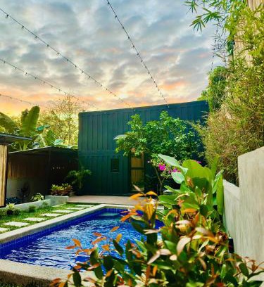 Angat House | Likod Bahay Cabin