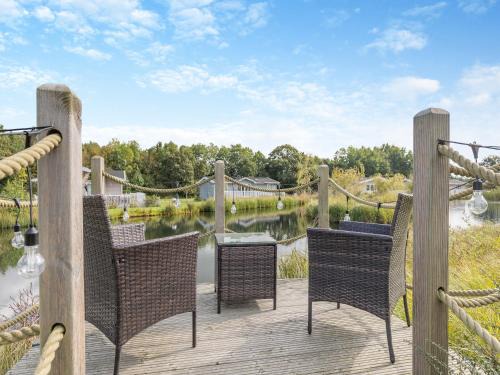 Hundall House | Lilac Tree Lodge