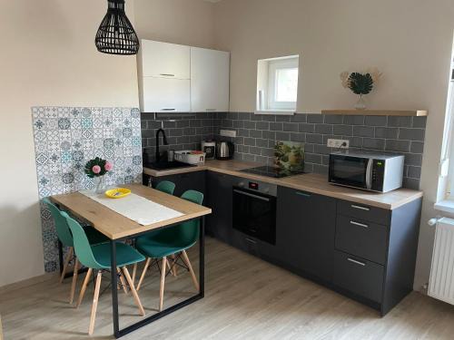 Bekescsaba Apartment | Liliom Apartman Békéscsaba