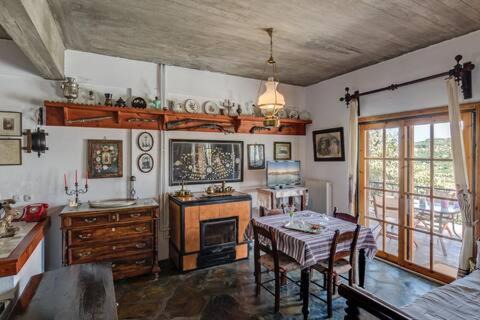 Spilia House | Lilly Traditional Cretan Villa