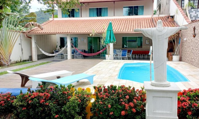 Parque Santo Antonio House | Linda casa com piscina aquecida e ar condicionado a 1h do RJ