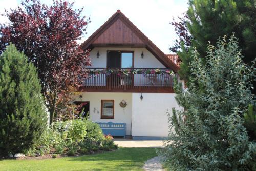 Budimir House | Linde Gasthaus