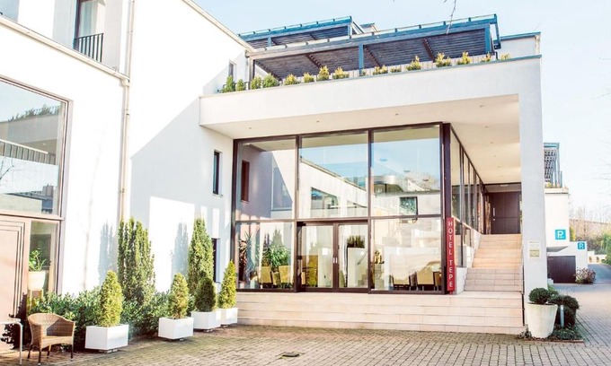 Damme Hotel | Lindenhof Hotel Tepe